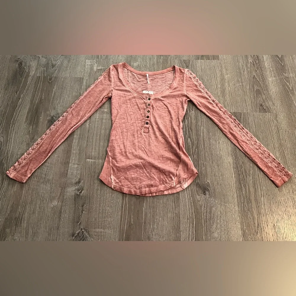 Free People Shell Stitch Long Sleeve In Henley Blush